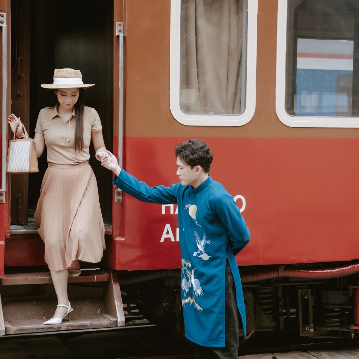 TRAIN SJOURNEY TRAIN LUXE VIETNAM 00010